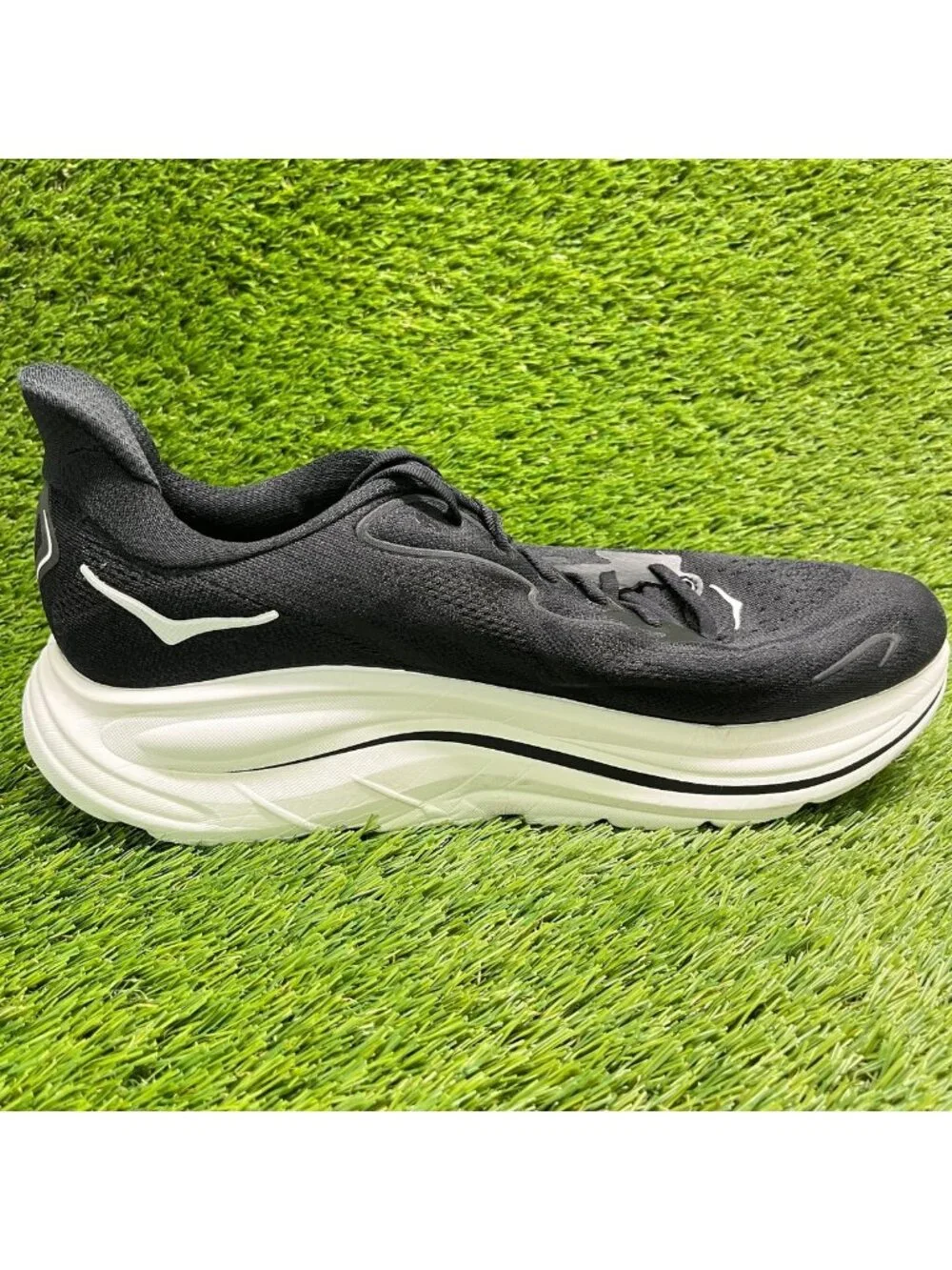 Hoka One One Clifton 10 Mens Size 12.5EE Black Athletic Running Shoes Sneakers